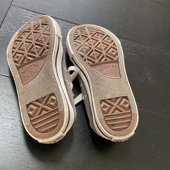 Converse All Stars Sneakers. Gray/White. Youth size 3. - Picture 6 of 7